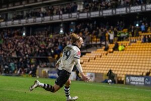 Port Vale Lolos: Jadwal Lengkap Putaran Kelima Piala Fa