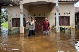Banjir Kembali Rendam Desa Di Kotawaringin Timur, 120 Kk Terdampak, Aktivitas Warga Terganggu