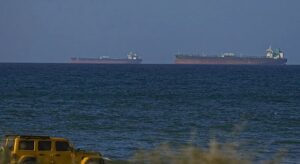 Iran Batasi Lintasan Kapal Di Selat Hormuz, Biaya Tembus Rp34 Miliar Per Tanker