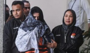 Kpk Periksa 55 Tenaga Alih Daya, Dalami Aliran Dana Kasus Korupsi Fadia Arafiq