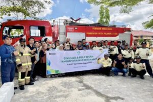 Simulasi Kebakaran Pln Di Kalimantan, Pegawai Dilatih Gunakan Apar Dan Evakuasi