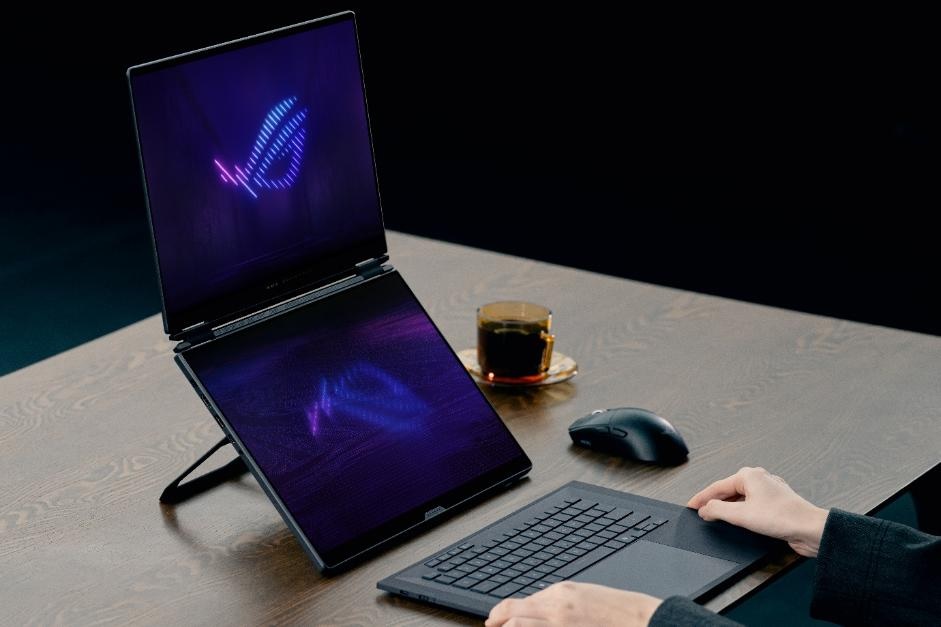 Laptop gaming layar ganda asus rog zephyrus duo gx651 meluncur, cocok untuk gamer dan kreator Laptop Gaming Layar Ganda Asus Rog Zephyrus Duo Gx651 Meluncur, Cocok Untuk Gamer Dan Kreator