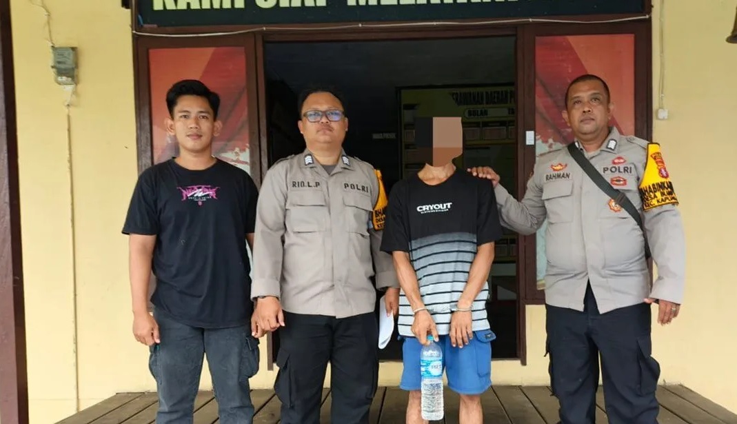 Nekat curi mesin traktor di persawahan kapuas, petani 37 tahun ditangkap polisi Nekat Curi Mesin Traktor Di Persawahan Kapuas, Petani 37 Tahun Ditangkap Polisi