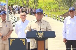 Prabowo Resmikan Jalan Daerah 1.151 Km, Tegaskan Tak Boleh Ada Wilayah Tertinggal