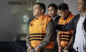 Silmy Karim Jadi Tersangka Kpk, Diduga Terima Uang Pemerasan Sejak Menjabat Dirjen Imigrasi