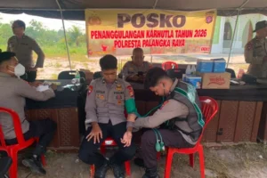 Biddokkes Polda Kalteng Sambut Personel Karhutla Dengan Hadiah Sehat