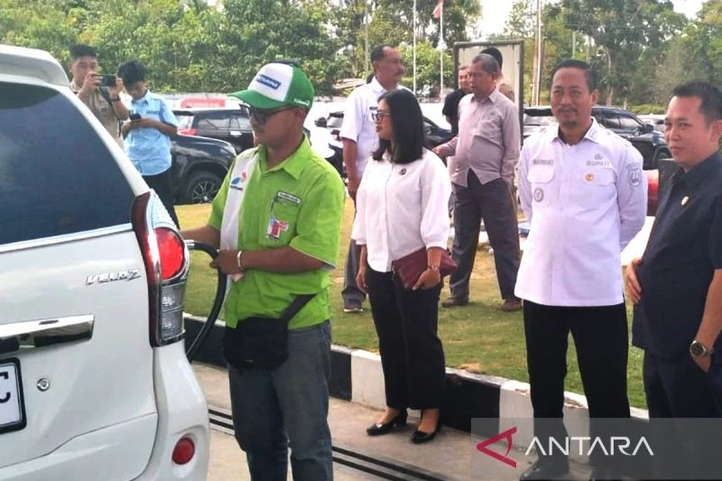 Bupati sukamara pastikan stok bbm aman hingga antrean terurai Bupati Sukamara Pastikan Stok Bbm Aman Hingga Antrean Terurai