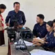 Disdukcapil Gumas Jemput Bola Rekam Biometrik Ktp-El Pelajar Sman 2 Kuala Kurun