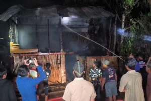 Imah Gede Dan 55 Rumah Ludes Terbakar, Ketum Adat Kasepuhan Cipta Mulya: Cuma Sisa Baju Di Badan, Gubernur Dedi Mulyadi Berkomitmen Membangun Kembali