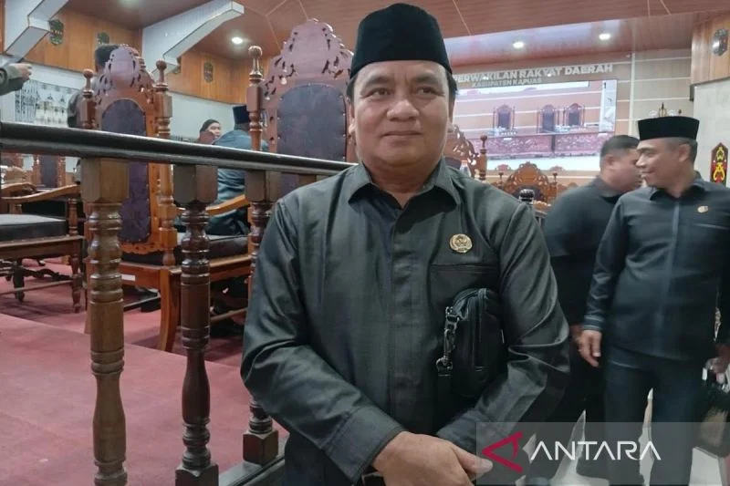 Legislator kapuas dorong pembukaan jalan darat ke sei pinang untuk kemajuan daerah Legislator Kapuas Dorong Pembukaan Jalan Darat Ke Sei Pinang Untuk Kemajuan Daerah