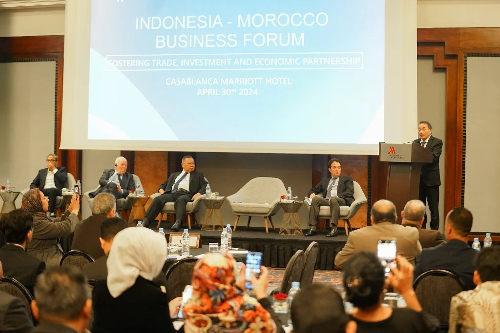 Ri-maroko optimistis capai momentum positif usai kemitraan strategis, perdagangan jadi fokus utama Ri-Maroko Optimistis Capai Momentum Positif Usai Kemitraan Strategis, Membuka Peluang Ekonomi Baru