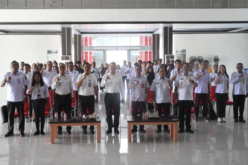 Sekda kapuas ajak desa dan kelurahan optimalkan inovasi proaktif Sekda Kapuas Ajak Desa Dan Kelurahan Optimalkan Inovasi Proaktif