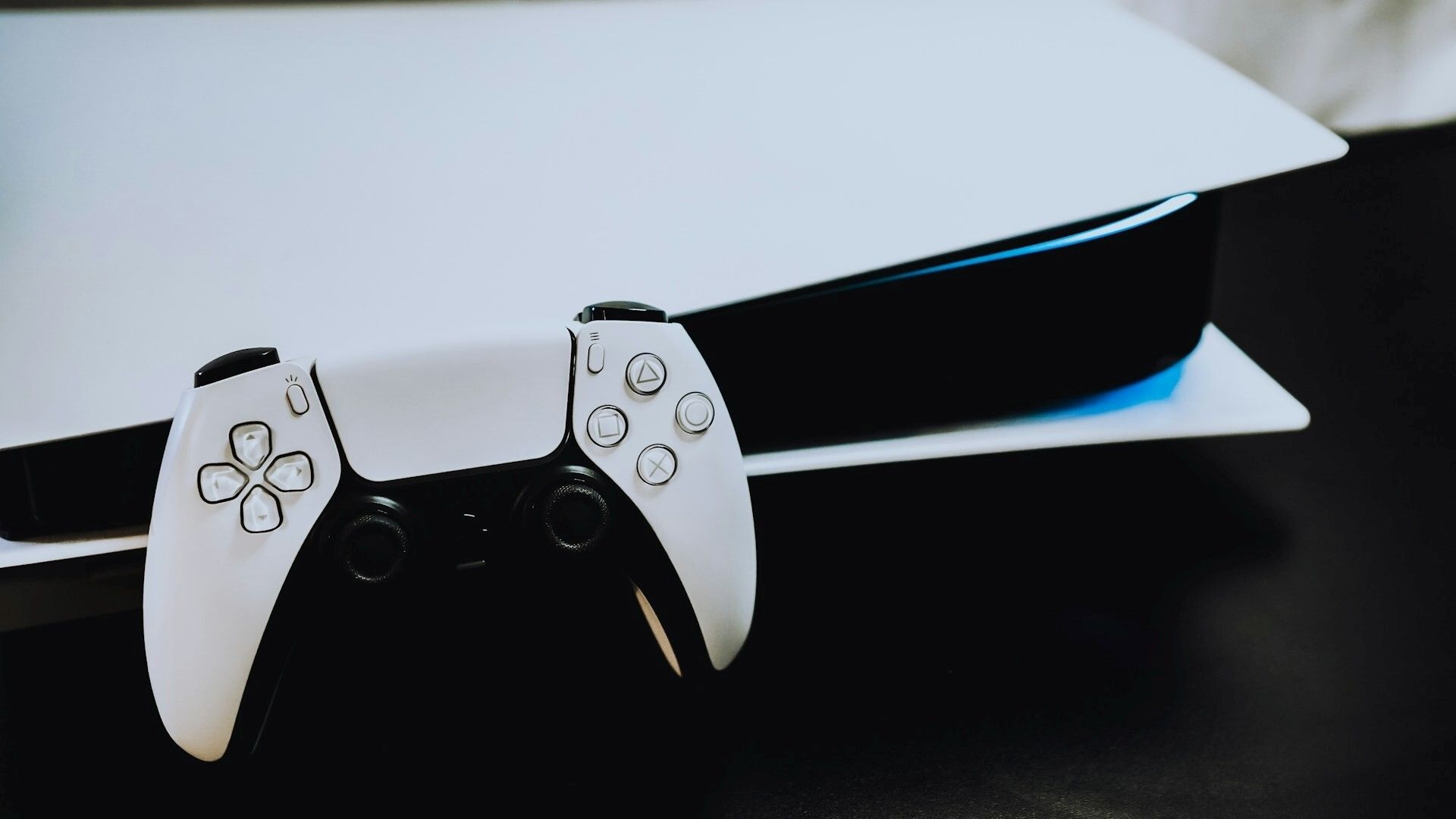Sony hentikan produksi disc fisik game ps5 mulai 2028, gamer tetap menolak rencana ini Sony Hentikan Produksi Disc Fisik Game Ps5 Mulai 2028, Gamer Tetap Menolak Rencana Ini