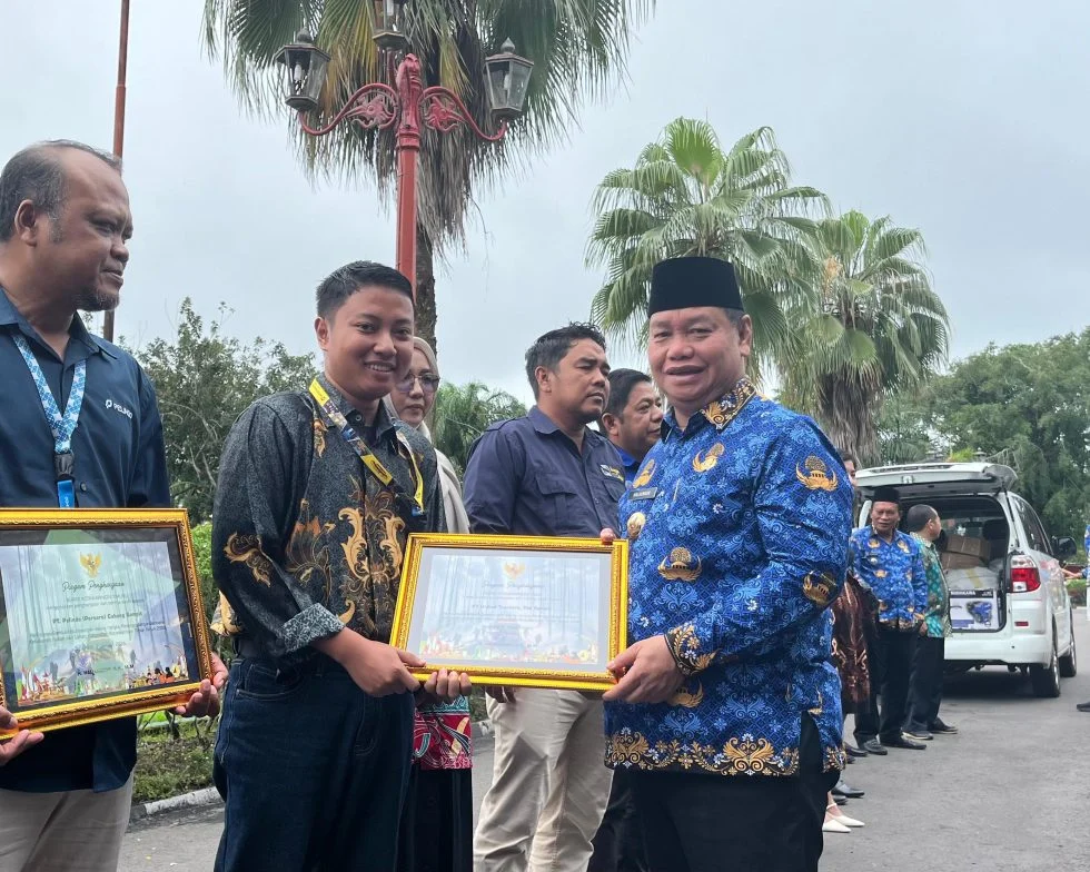 Apresiasi semangat petugas karhutla tangani karhutla di kotim: penghargaan bagi pahlawan penanggulangan api Apresiasi Semangat Petugas Karhutla Tangani Karhutla Di Kotim: Penghargaan Bagi Pahlawan Penanggulangan Api