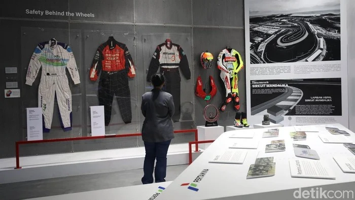 Balap motogp dan sensasi modifikasi: nobuteru taniguchi hadir di imx 2026, persiapan mandalika, dan porsche 911 challenge mengguncang indonesia Balap Motogp Dan Sensasi Modifikasi: Nobuteru Taniguchi Hadir Di Imx 2026, Persiapan Mandalika, Dan Porsche 911 Challenge Mengguncang Indonesia