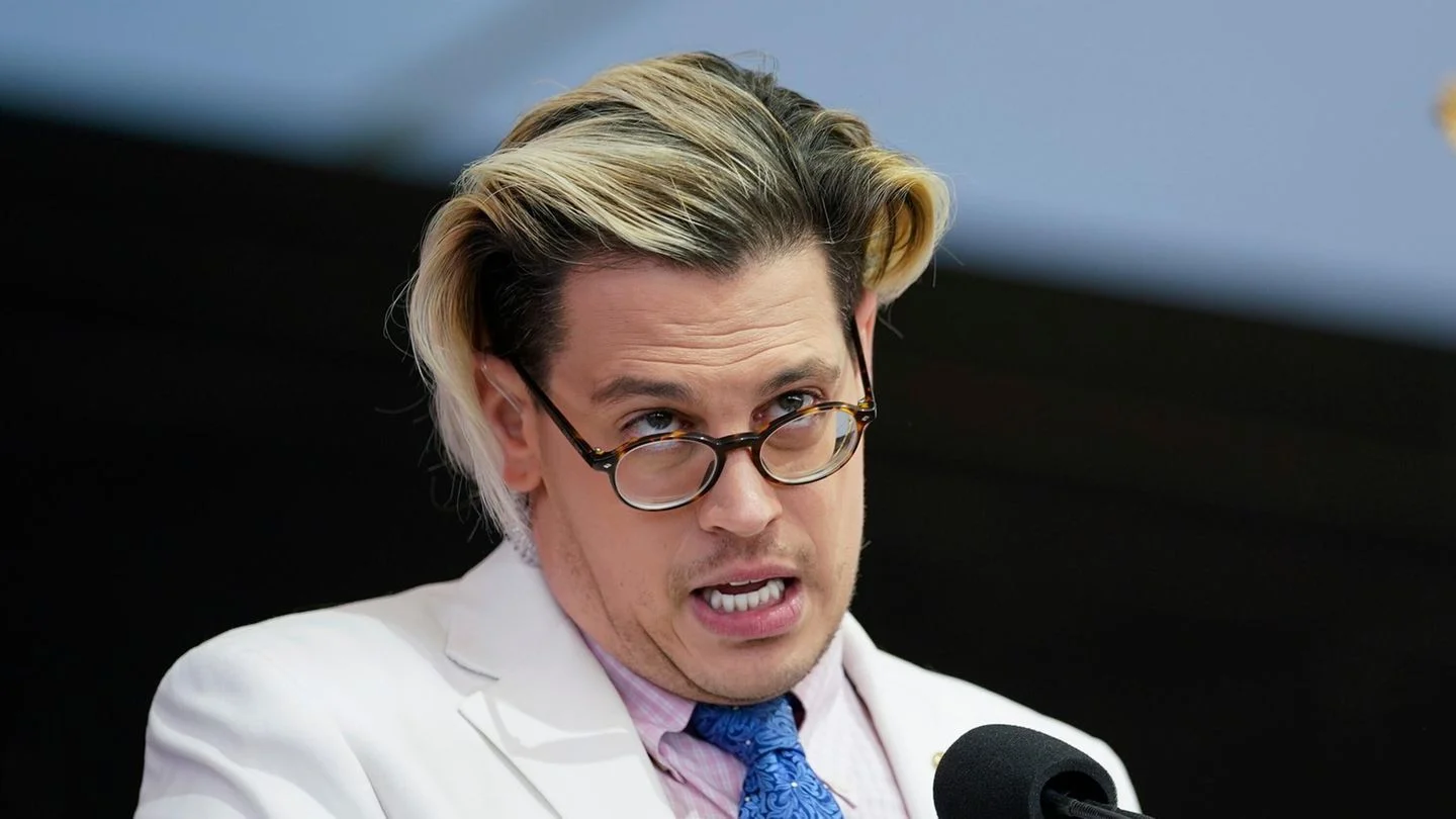 Deportasi milo yiannopoulos di new orleans pecahkan ironi kebijakan imigrasi as Deportasi Milo Yiannopoulos Di New Orleans Pecahkan Ironi Kebijakan Imigrasi As