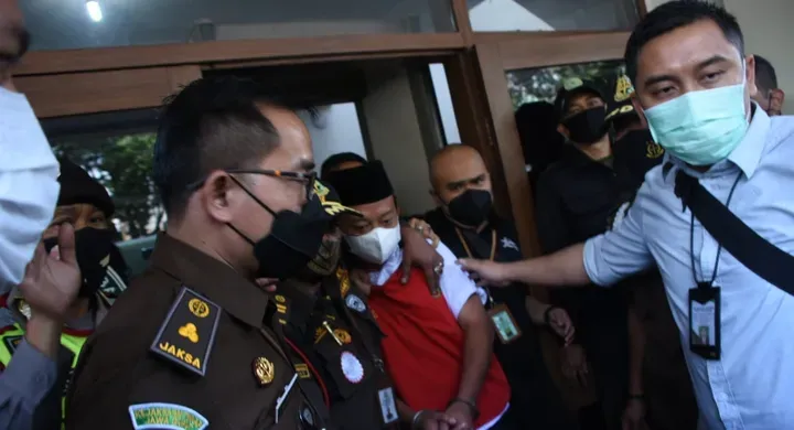 Herry wirawan tetap divonis hukuman mati, ma tolak kasasi Herry Wirawan Tetap Divonis Hukuman Mati, Ma Tolak Kasasi