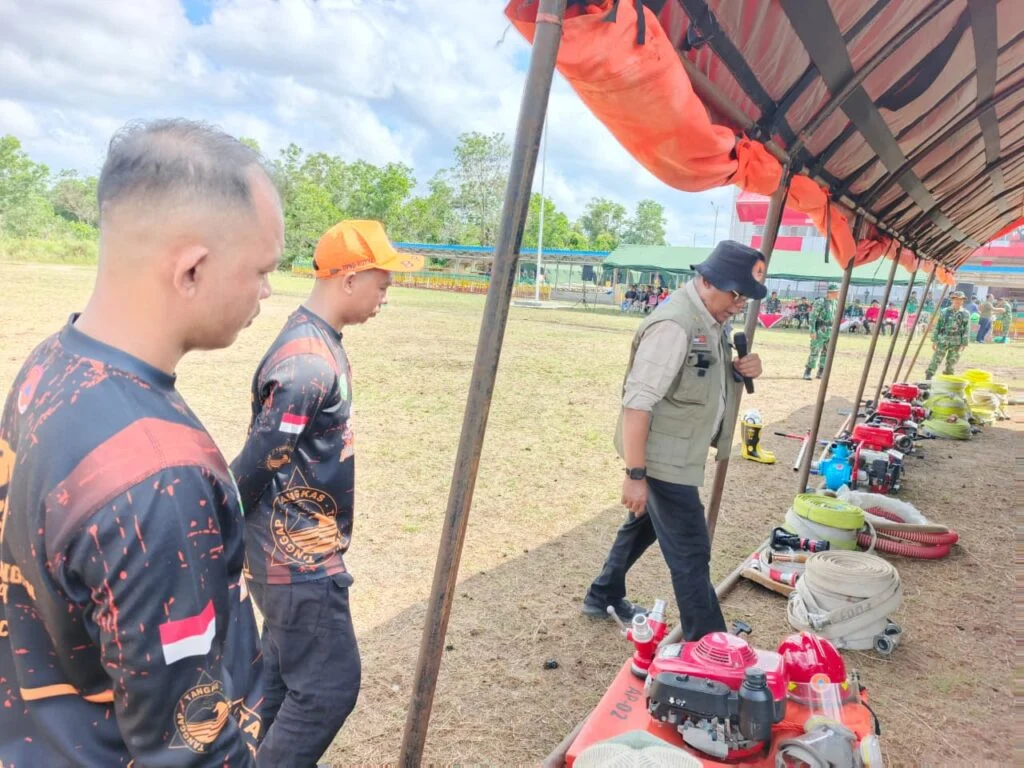 Karhutla kotawaringin timur meluas: bantuan pwi, satwa terpanggang, dan ancaman pada bandara sampit Karhutla Kotawaringin Timur Meluas: Bantuan Pwi, Satwa Terpanggang, Dan Ancaman Pada Bandara Sampit