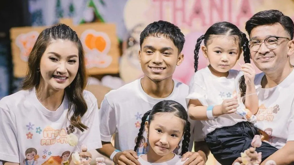 Kekecewaan ruben onsu: sarwendah tambah syarat kesehatan saat minta anak hadiri ultah tanpa menginap Kekecewaan Ruben Onsu: Sarwendah Tambah Syarat Kesehatan Saat Minta Anak Hadiri Ultah Tanpa Menginap