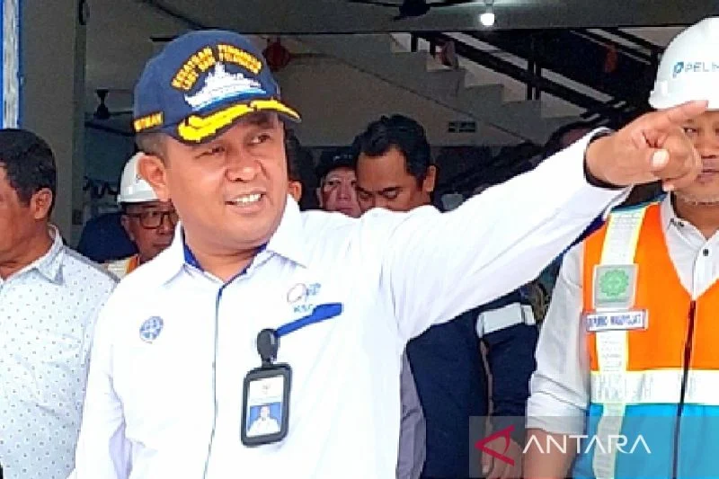 Ksop sampit keluarkan maklumat waspada gangguan akibat kabut asap di perairan Ksop Sampit Keluarkan Maklumat Waspada Gangguan Akibat Kabut Asap Di Perairan