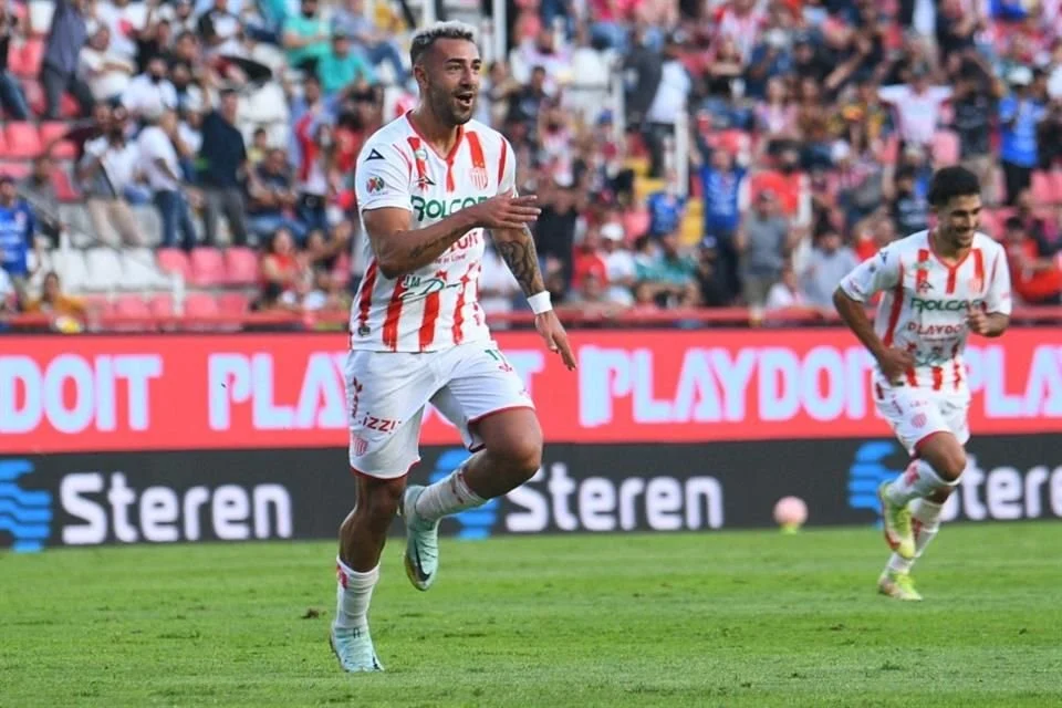 León raih kemenangan dramatis 2-1 atas necaxa di stadion victoria León Raih Kemenangan Dramatis 2-1 Atas Necaxa Di Stadion Victoria
