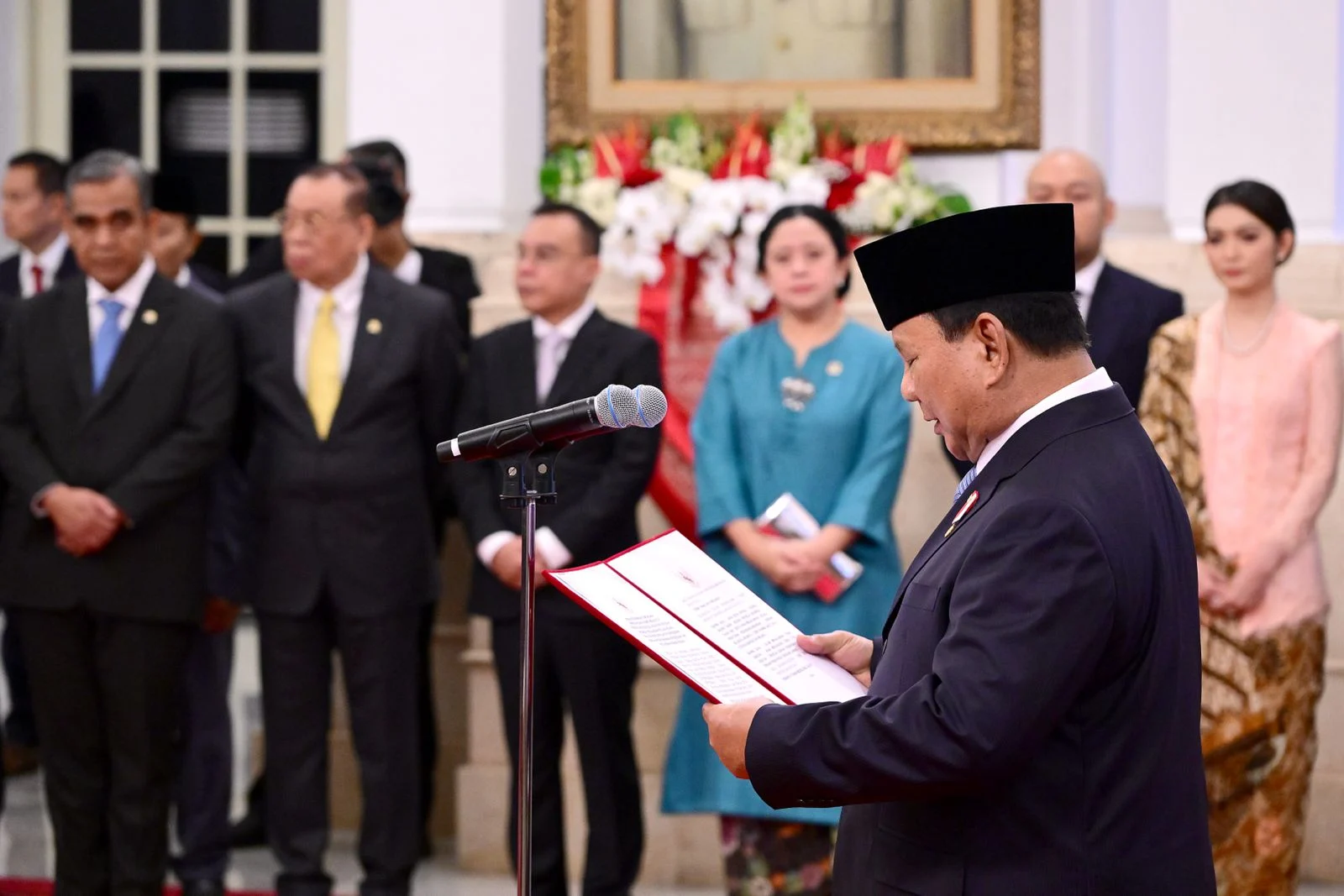 Menteri koperasi giatkan program merah putih, sementara menteri lain tetapkan libur maulid nabi dan china kirim menteri ke indonesia Menteri Koperasi Giatkan Program Merah Putih, Sementara Menteri Lain Tetapkan Libur Maulid Nabi Dan China Kirim Menteri Ke Indonesia