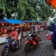 Pasar Kramat Jati: Relokasi Massal Pkl, Bebas Retribusi 6 Bulan &Amp; Larangan Jualan Di Bahu Jalan