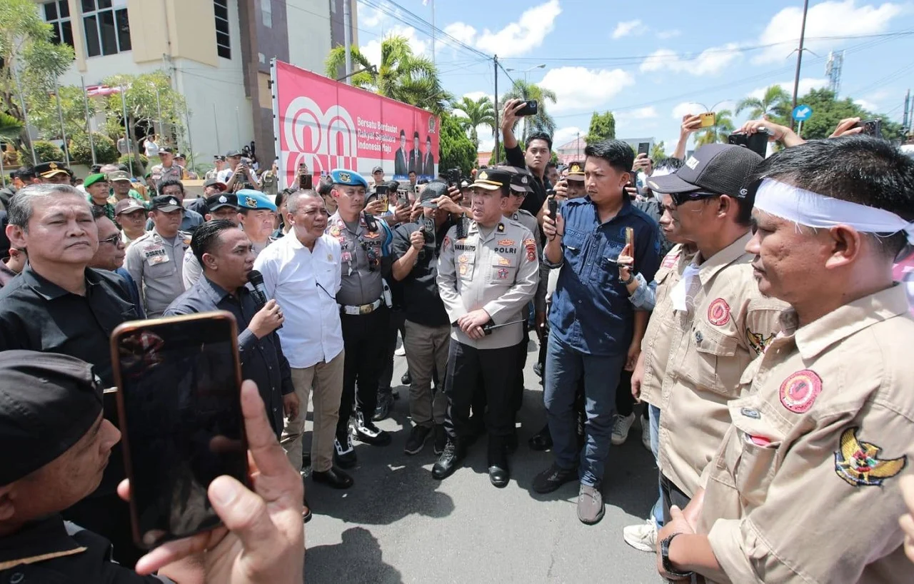 Polemik tanah panarung: oknum lurah disorot dprd, wali kota diminta bertindak Polemik Tanah Panarung: Oknum Lurah Disorot Dprd, Wali Kota Diminta Bertindak