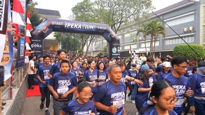 Semarak run2rise di bekasi, 700 peserta ramaikan fun run 5k penuh semangat kebersamaan Semarak Run2Rise Di Bekasi, 700 Peserta Ramaikan Fun Run 5K Penuh Semangat Kebersamaan