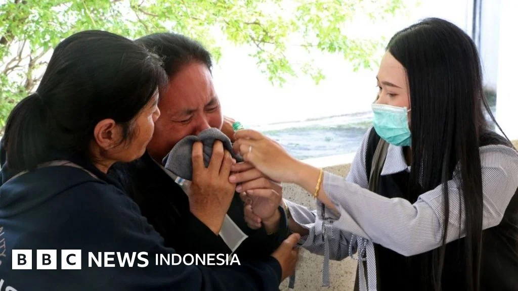 Sempat dibully, remaja 14 tahun di thailand tewaskan guru dan temannya dalam insiden penembakan massal Sempat Dibully, Remaja 14 Tahun Di Thailand Tewaskan Guru Dan Temannya Dalam Insiden Penembakan Massal