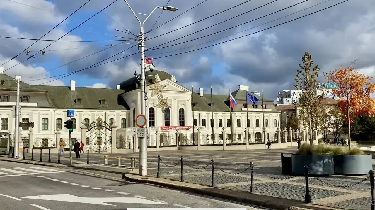 Slovakia tetapkan status darurat akibat krisis air dan gelombang panas, apa dampaknya? Slovakia Tetapkan Status Darurat Akibat Krisis Air Dan Gelombang Panas, Apa Dampaknya?