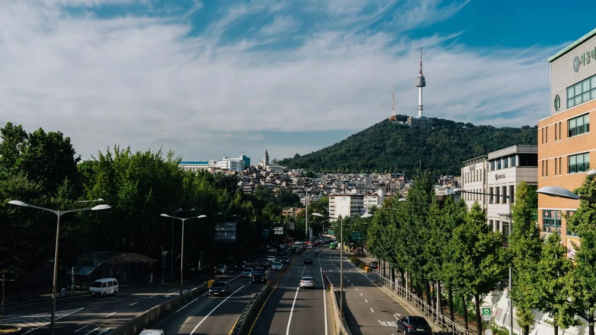Suhu capai 38 derajat celsius, seoul tetapkan peringatan panas tinggi Suhu Capai 38 Derajat Celsius, Seoul Tetapkan Peringatan Panas Tinggi