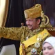 Sultan Brunei Mencabut Gelar Menantu, Apa Penyebabnya?