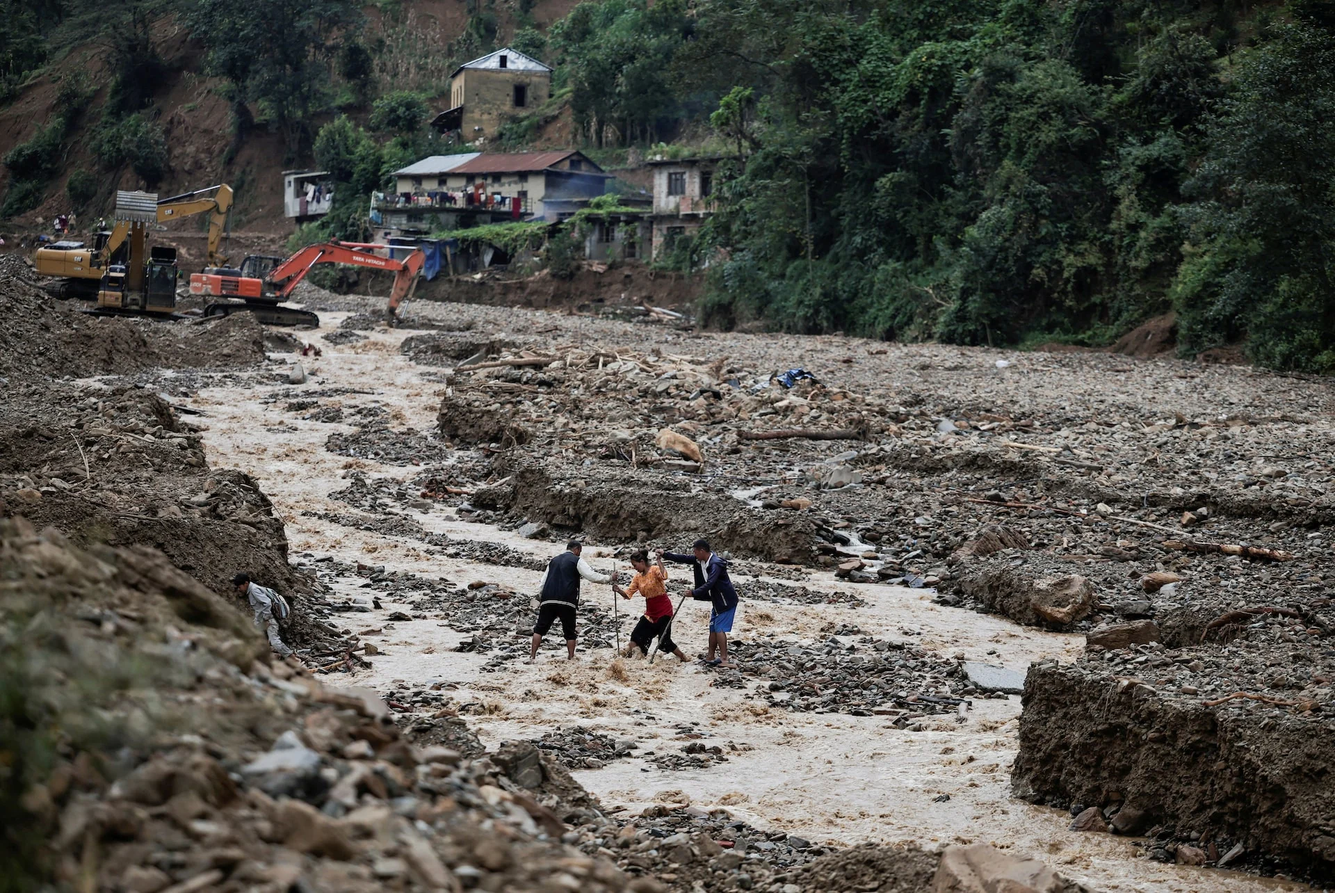 Tragedi nepal floods flash floods: ribuan hilang, penyebab es‑rock avalanche, dan dampak pada wisatawan internasional Tragedi Nepal Floods Flash Floods: Ribuan Hilang, Penyebab Es‑Rock Avalanche, Dan Dampak Pada Wisatawan Internasional