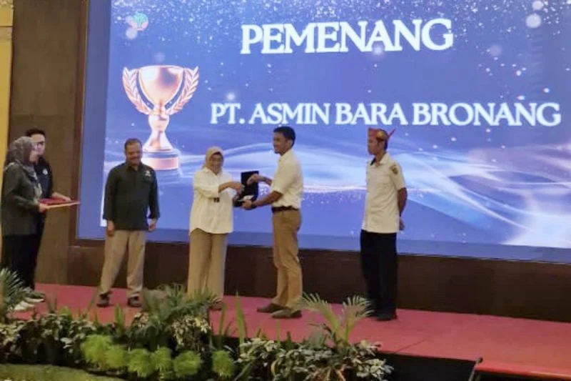 Turangga resources dukung keberhasilan rehabilitasi das, pt abb raih juara i penghargaan ippkh Turangga Resources Dukung Keberhasilan Rehabilitasi Das, Pt Abb Raih Juara I Penghargaan Ippkh