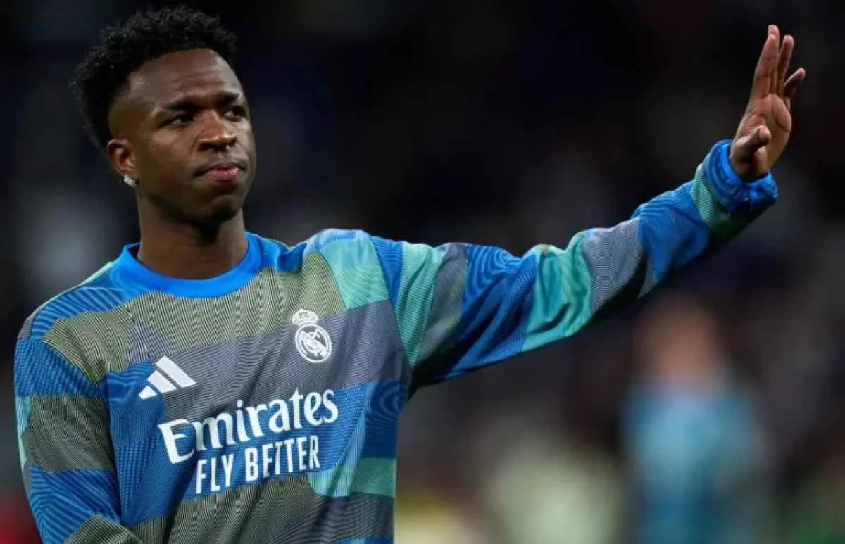 Vinicius jr. Akhiri spekulasi transfer usai resmi perpanjang kontrak real madrid hingga 2032 Vinicius Jr. Akhiri Spekulasi Transfer Usai Resmi Perpanjang Kontrak Real Madrid Hingga 2032