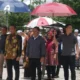 Bupati Masduki Bagi Susu Dan Masker Di Sekolah: Upaya Gizi Dan Kesehatan Anak Sukamara