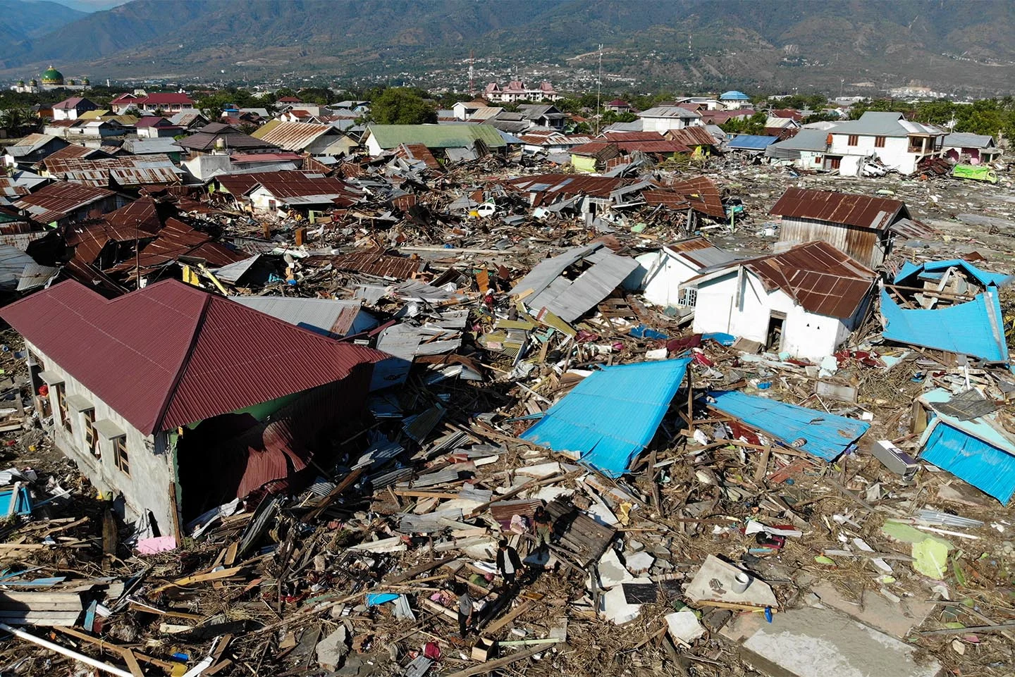 Gempa m6,5 di laut jawa: bmkg padang pantau dampak luas hingga sumatera barat Gempa M6,5 Di Laut Jawa: Bmkg Padang Pantau Dampak Luas Hingga Sumatera Barat