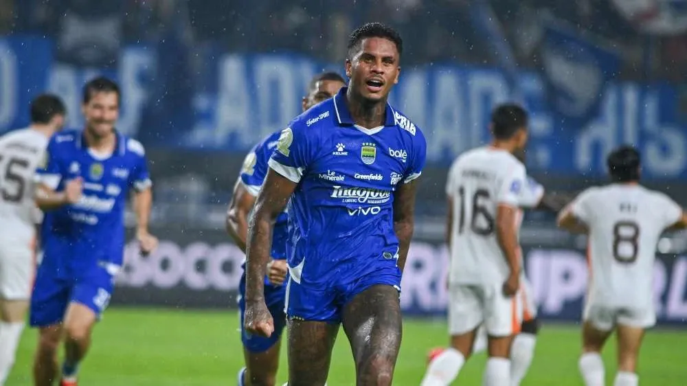 Ramon tanque dipinjamkan ke chennaiyin fc: strategi persib atasi kuota asing dan kembangkan karier Ramon Tanque Dipinjamkan Ke Chennaiyin Fc: Strategi Persib Atasi Kuota Asing Dan Kembangkan Karier